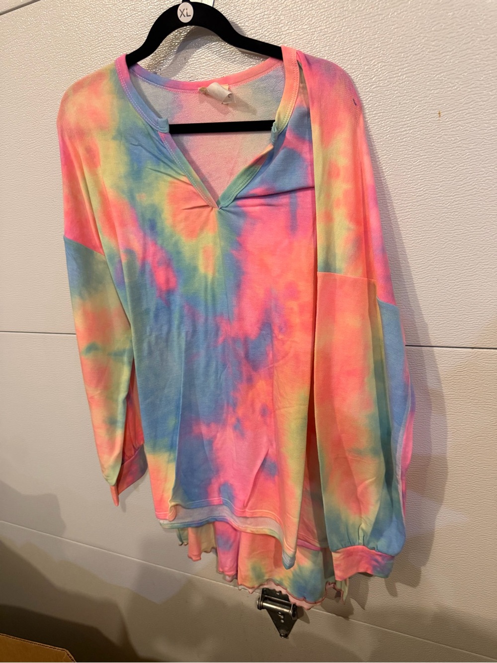 BiBi NWOT Pastel Tie-Dye V-Neck Long Sleeve Top with match shorts SET. XL